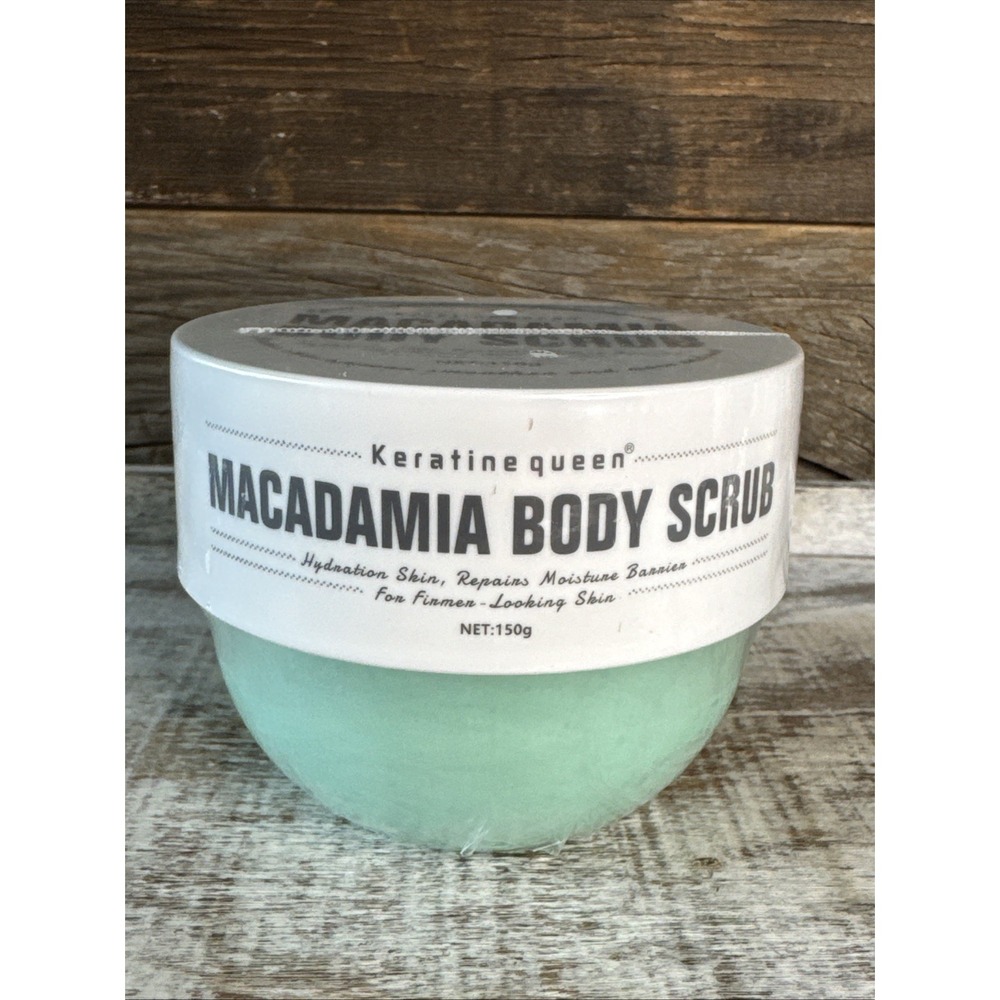 Keratine Queen Macadamia Body Scrub 150g | MSRP = $22‎